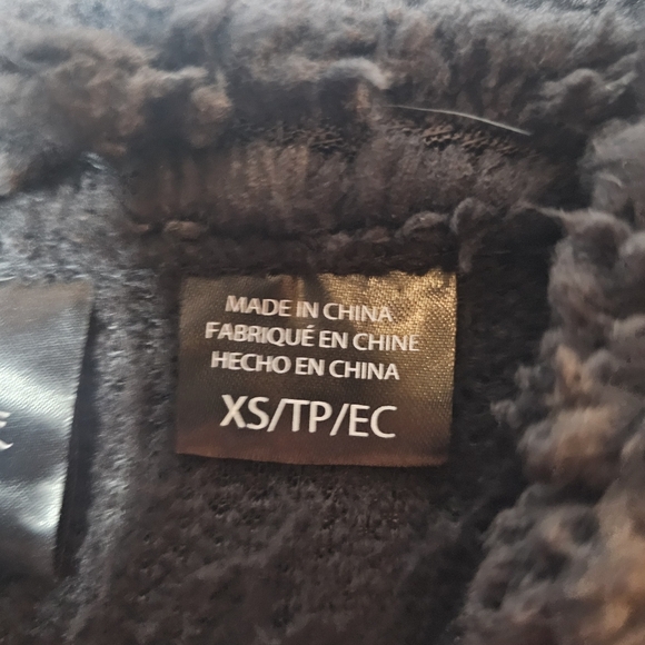 NEW Disney Nightmare Before Christmas Fleece Sweatshirt Womens XS Embroidered - Picture 5 of 9